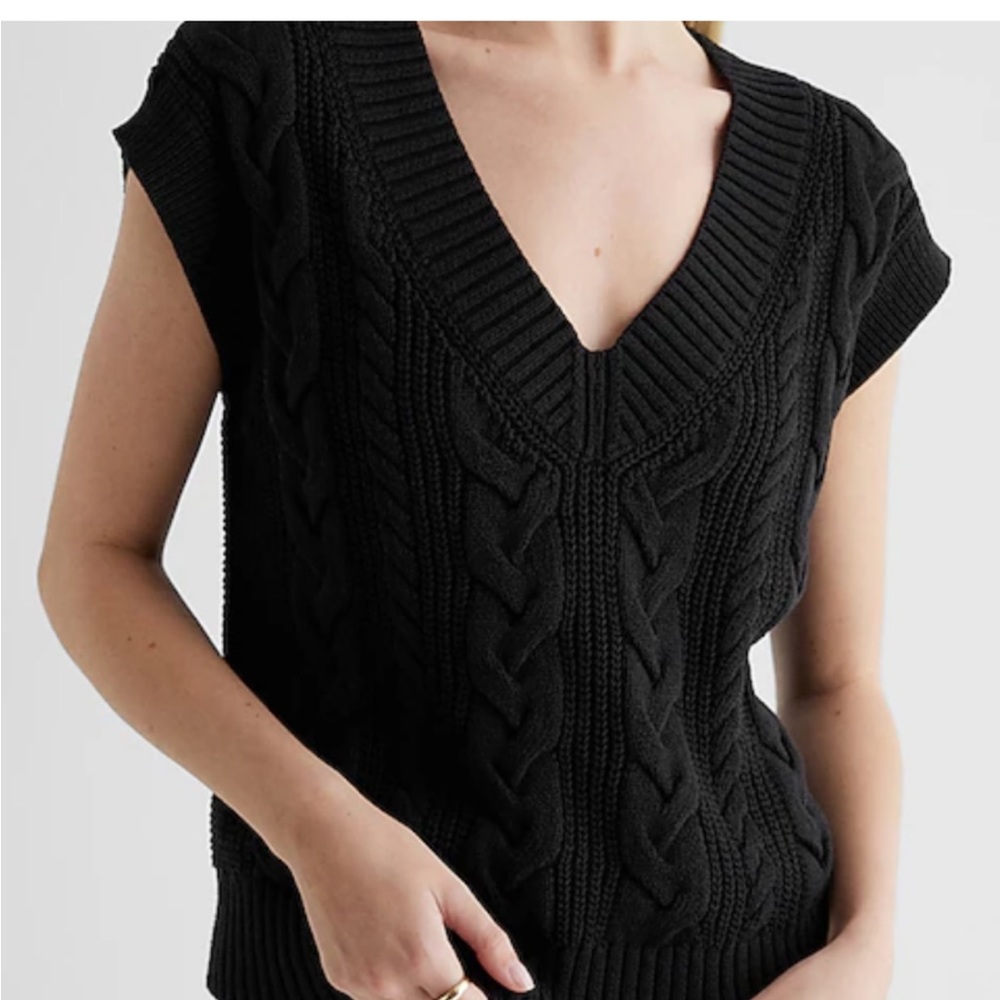 Express Cabel Knit V Neck Sweater Vest